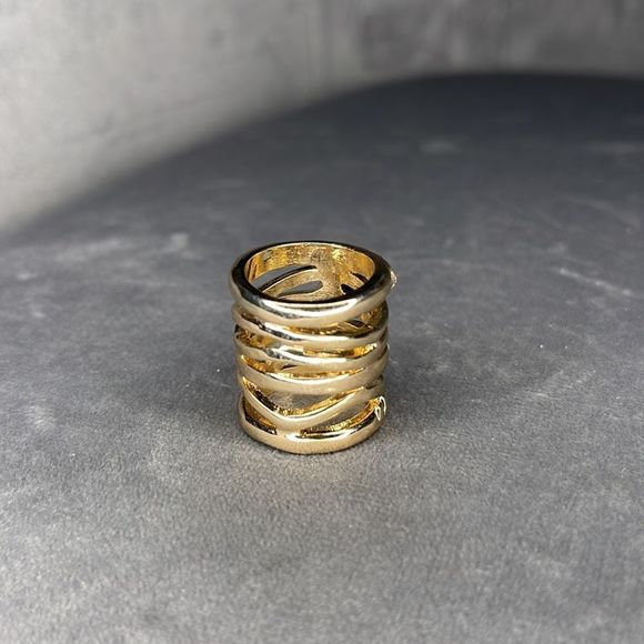 EXPRESS Rhinestone Embellished Stacked Rings in Gold - Picture 3 of 4